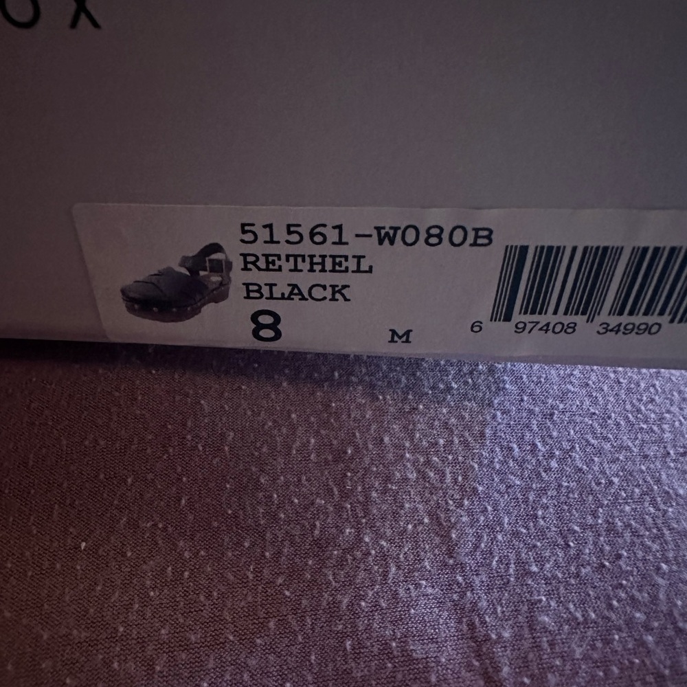Yellow Box Sandals - Picture 5 of 5